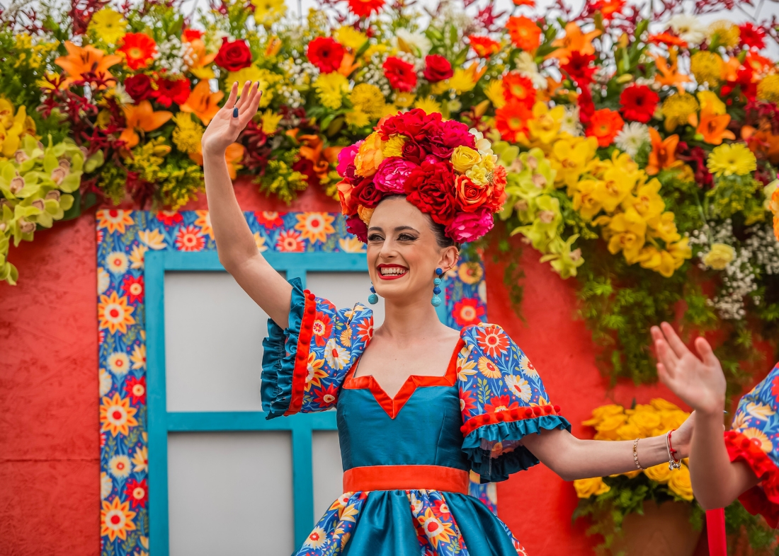 festa-da-flor-na-ilha-da-madeira-eventos-na-ilha-da-madeira-primavera-flores-cortejo-alegorico-da-festa-da-flor-no-funchal