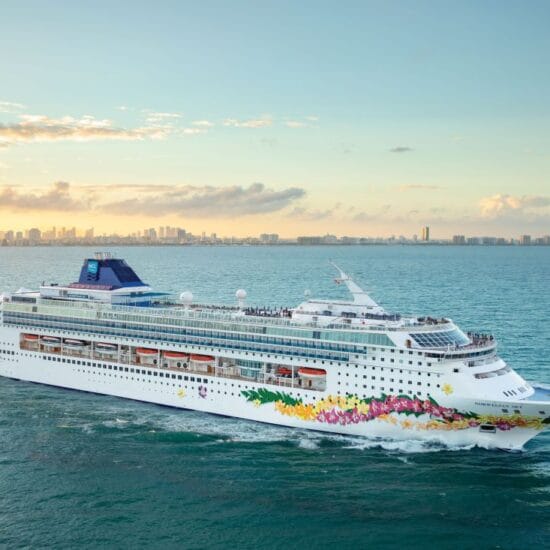 Norwegian-SKY-Foto-da-Loja-de-Cruzeiros