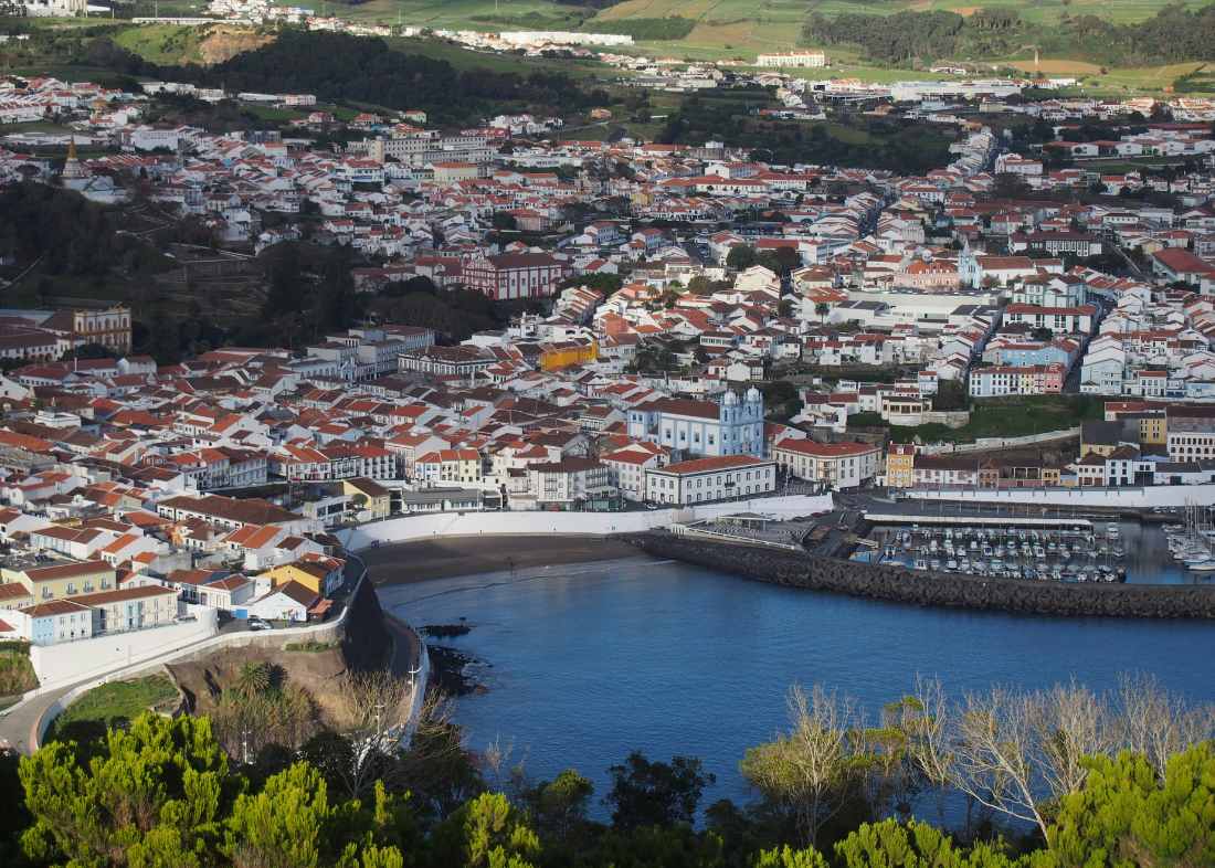 Angra do Heroísmo_@Foto de Sergey Konstantinov na Unsplash