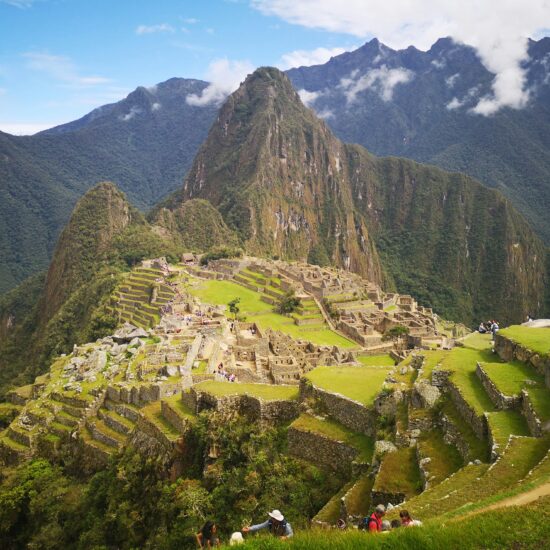 Machu Picchu Pueblo, Perú - Foto de Deyvic Sanchez na Unsplash