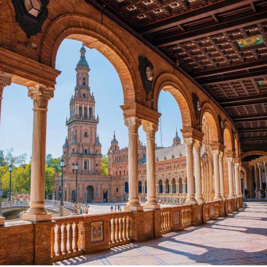 Praça Espanha, Sevilha_Foto de Tânia Mousinho na Unsplash