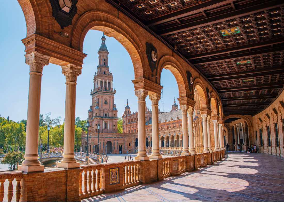 Praça Espanha, Sevilha_Foto de Tânia Mousinho na Unsplash