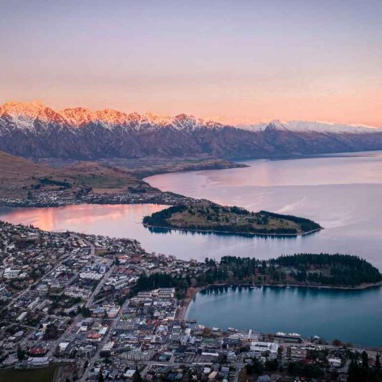 Queenstown, New Zealand_Foto de @Peter Luo na Unsplash